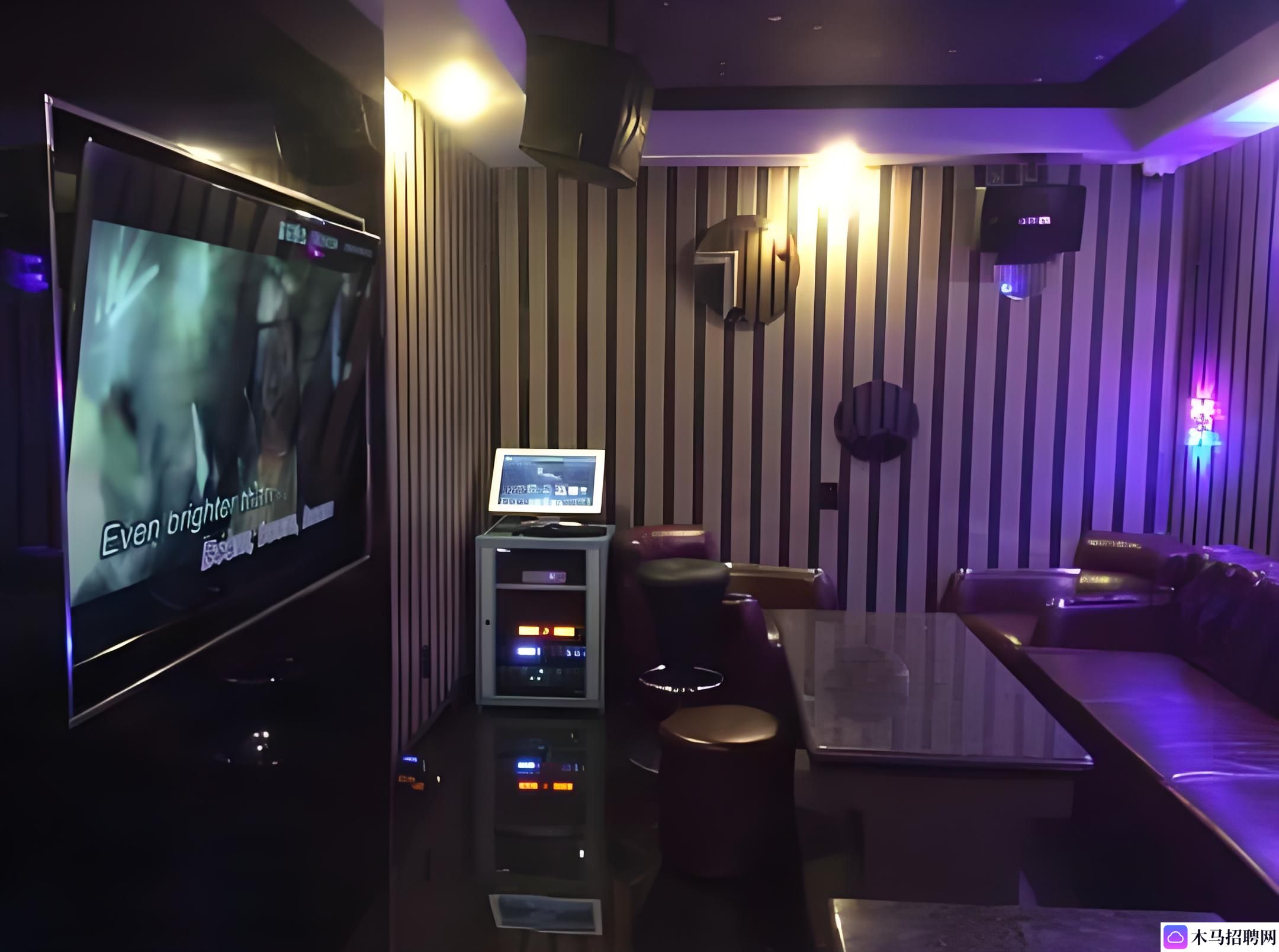 如何用Live音乐征服西安夜猫子：长安路沿线的复古酒吧魅力解析