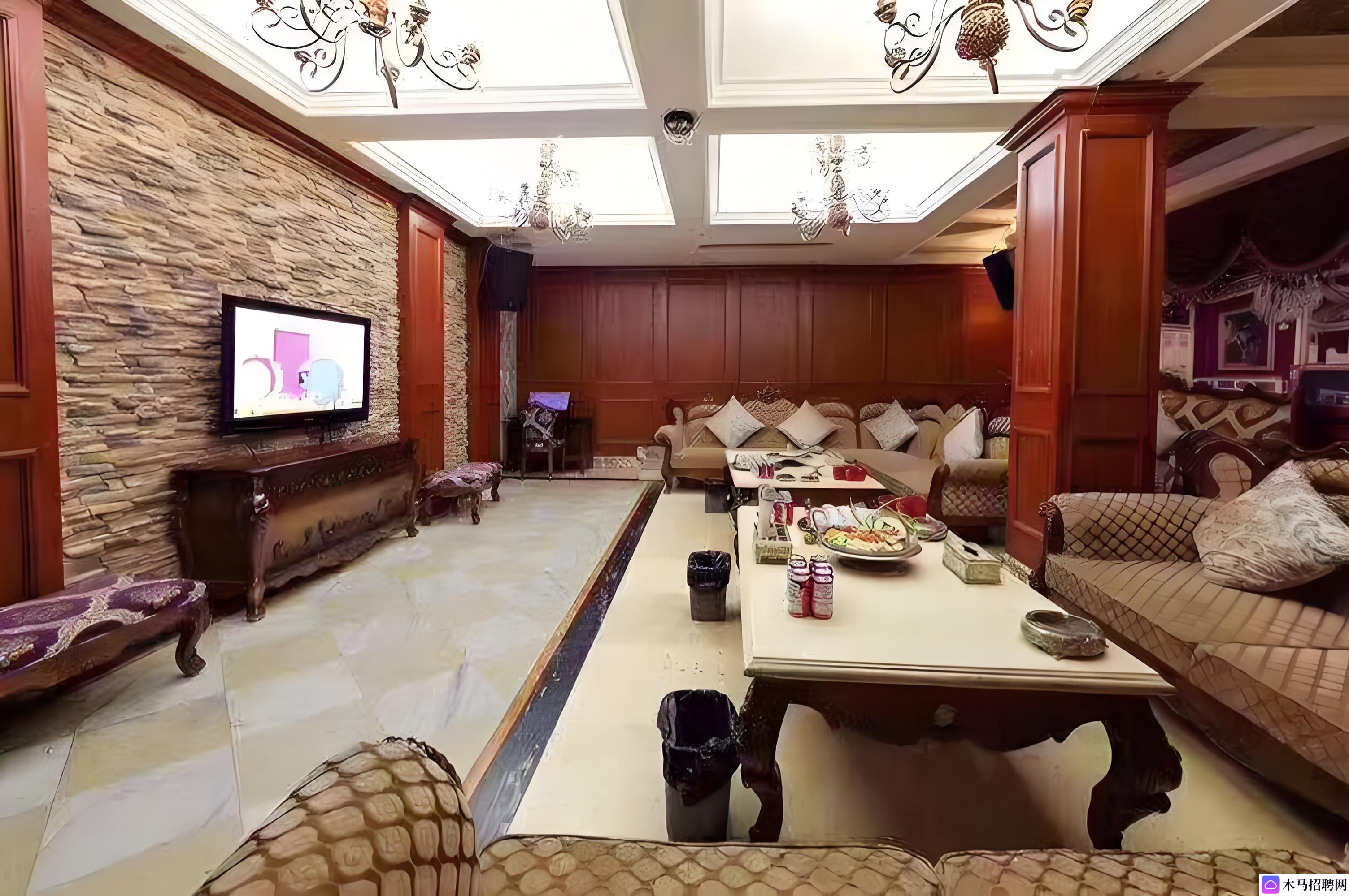 探秘高校周边酒吧：深夜派对中的学生党消费偏好